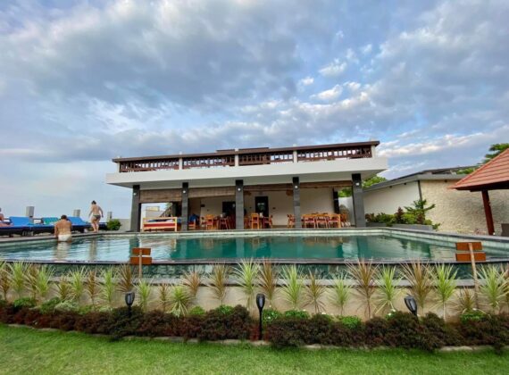 Room H King Room with One King Bed